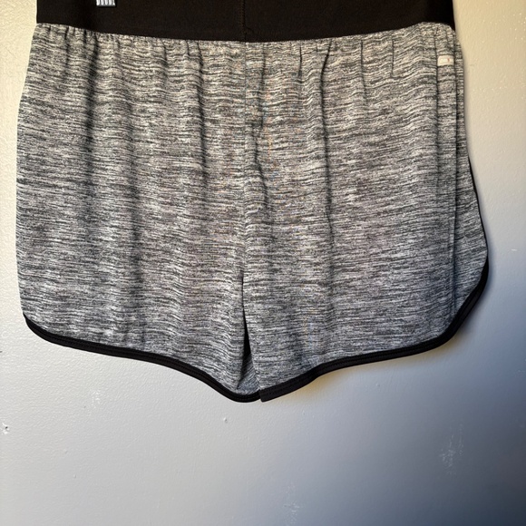 Danskin athletic shorts - Picture 4 of 5